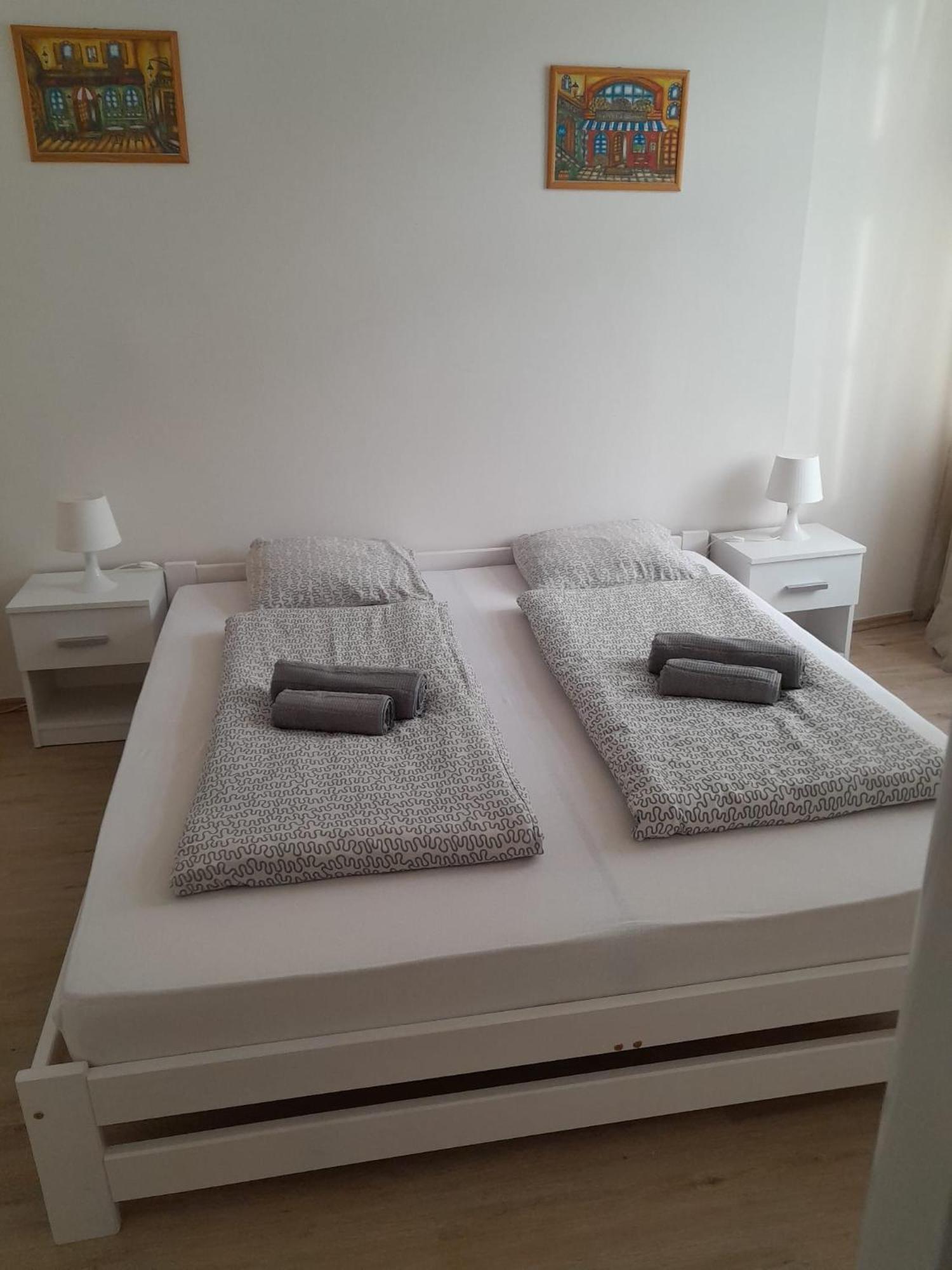 Lubert Apartmany S.R.O プラハ エクステリア 写真